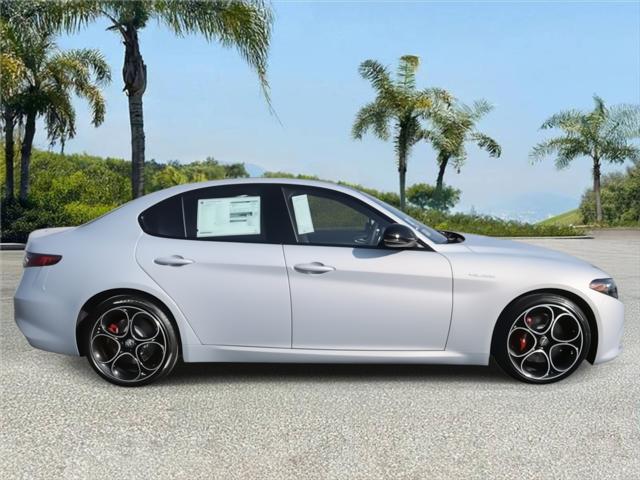 2025 Alfa Romeo Giulia GIULIA RWD