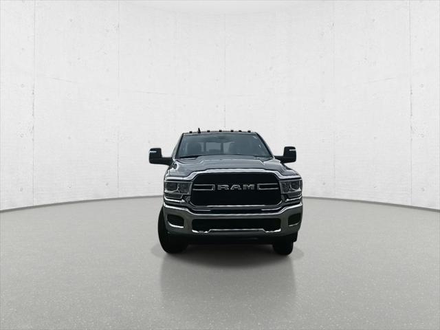 2024 RAM Ram 3500 RAM 3500 TRADESMAN CREW CAB 4X4 8 BOX