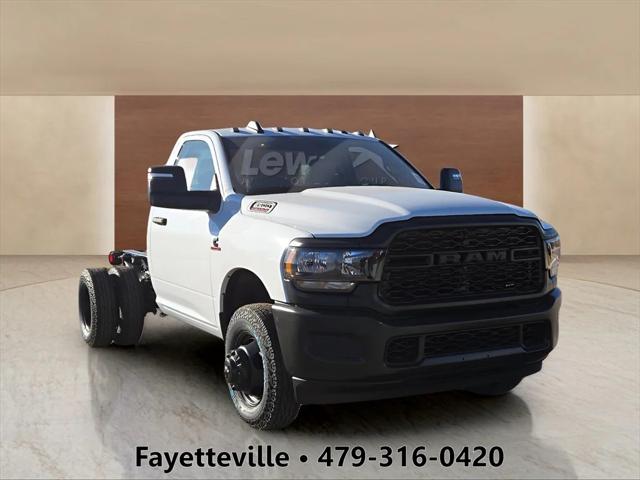 2024 RAM Ram 3500 Chassis Cab RAM 3500 TRADESMAN CHASSIS REGULAR CAB 4X4 60 CA