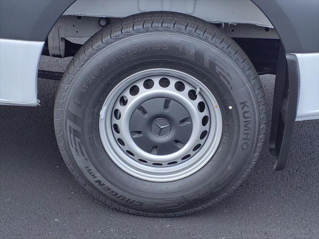 2025 Mercedes-Benz Sprinter 2500 Standard Roof 4-Cyl Diesel HO
