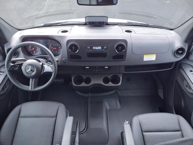 2025 Mercedes-Benz Sprinter 2500 Standard Roof 4-Cyl Diesel HO