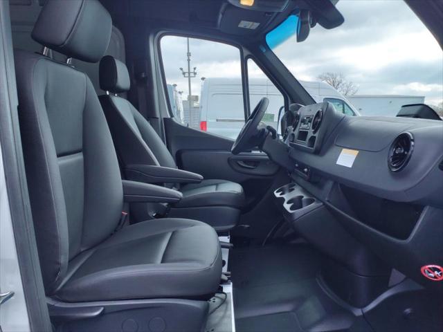 2025 Mercedes-Benz Sprinter 2500 Standard Roof 4-Cyl Diesel HO