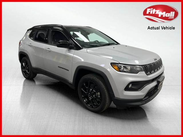 2024 Jeep Compass COMPASS LATITUDE 4X4