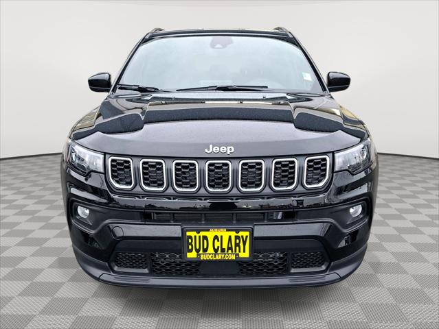 2025 Jeep Compass COMPASS LATITUDE 4X4