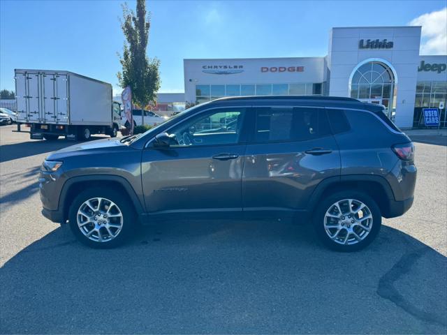 2022 Jeep Compass Latitude Lux 4x4