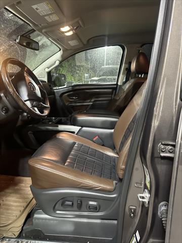 2019 Nissan TITAN Platinum Reserve