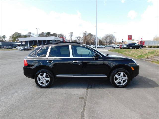 2005 Porsche Cayenne Standard
