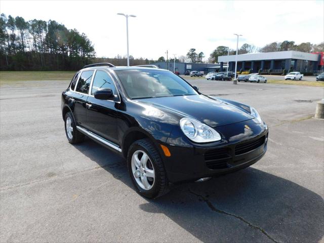 2005 Porsche Cayenne Standard