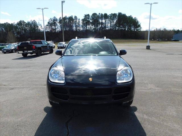 2005 Porsche Cayenne Standard