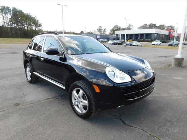2005 Porsche Cayenne Standard