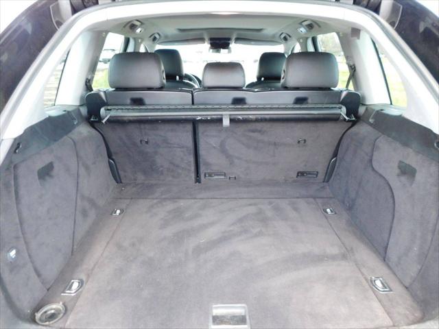 2005 Porsche Cayenne Standard