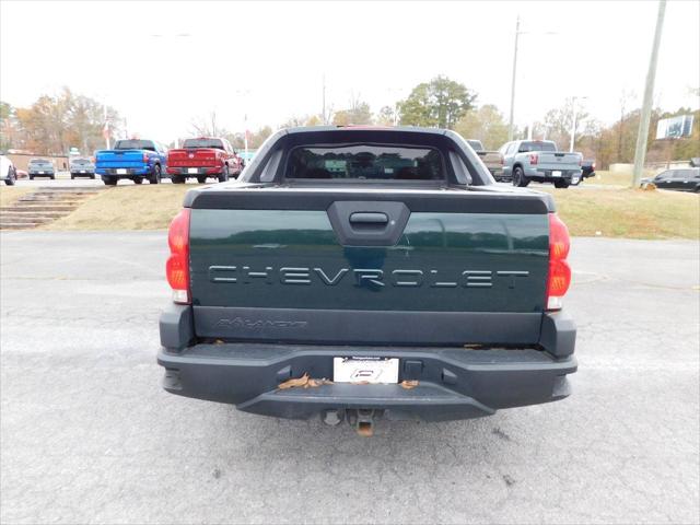2002 Chevrolet Avalanche Base