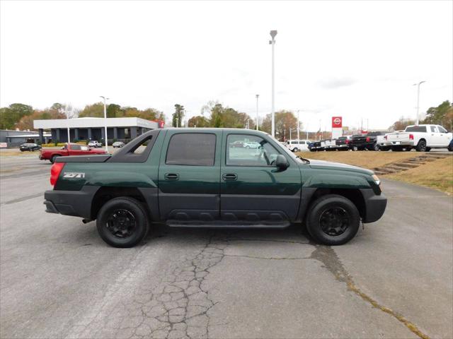 2002 Chevrolet Avalanche Base