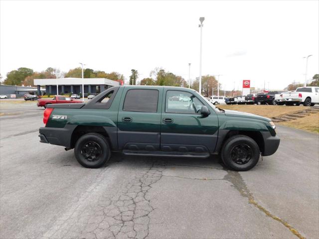 2002 Chevrolet Avalanche Base