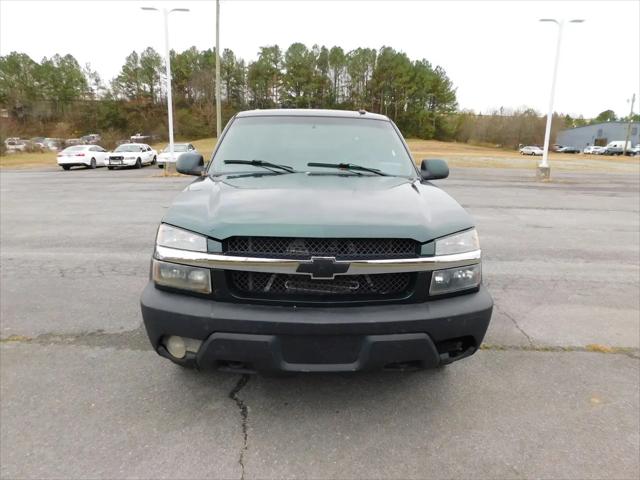 2002 Chevrolet Avalanche Base