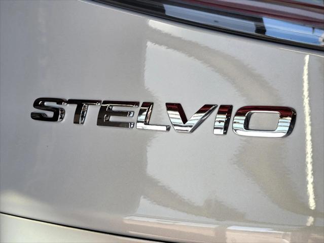 2025 Alfa Romeo Stelvio Sprint AWD