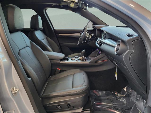 2025 Alfa Romeo Stelvio Sprint AWD