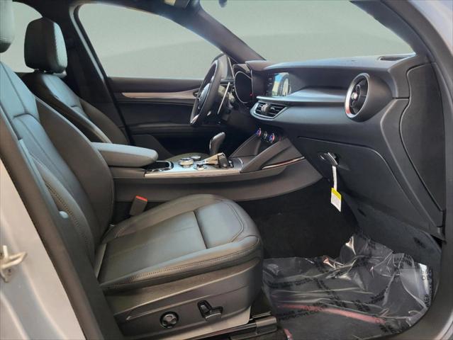 2025 Alfa Romeo Stelvio Sprint AWD
