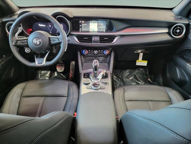 2025 Alfa Romeo Stelvio Sprint AWD