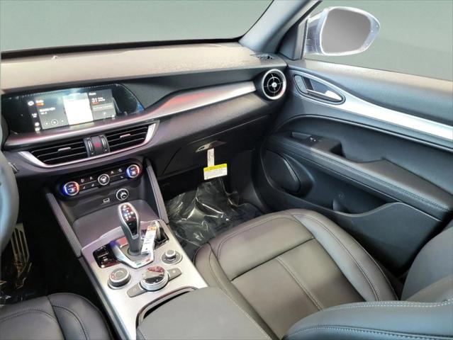 2025 Alfa Romeo Stelvio Sprint AWD