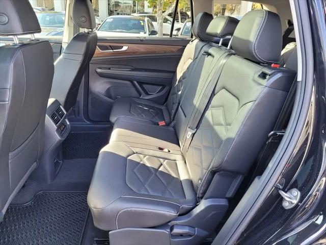 2024 Volkswagen Atlas 2.0T SE w/Technology