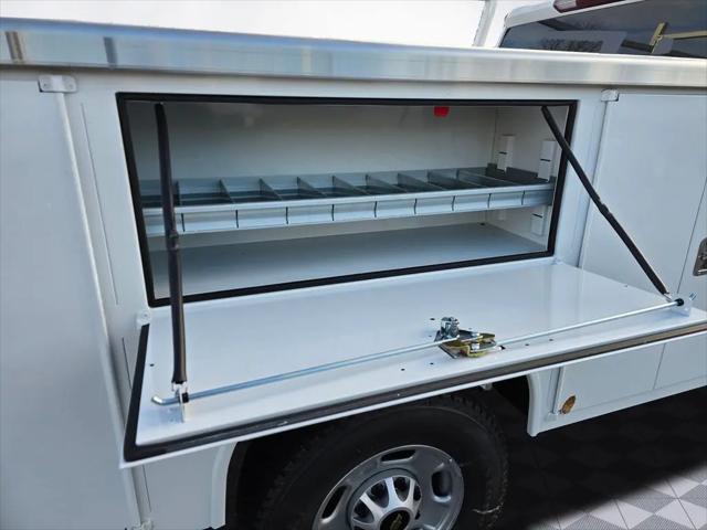 2025 Chevrolet Silverado 2500HD 4WD Crew Cab Long Bed Work Truck