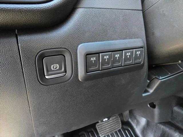 2025 Chevrolet Silverado 2500HD 4WD Crew Cab Long Bed Work Truck