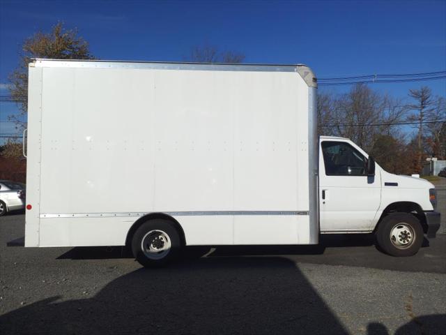 2023 Ford E-Series E-450 SD 2dr 158 in. WB DRW Cutaway Chassis