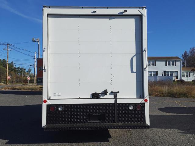 2023 Ford E-Series E-450 SD 2dr 158 in. WB DRW Cutaway Chassis