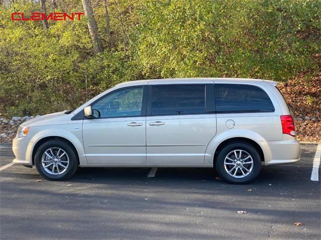 2014 Dodge Grand Caravan SE 30th Anniversary