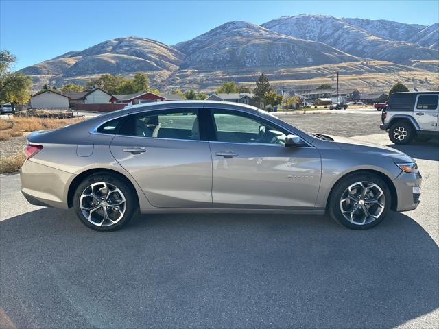 2022 Chevrolet Malibu FWD LT