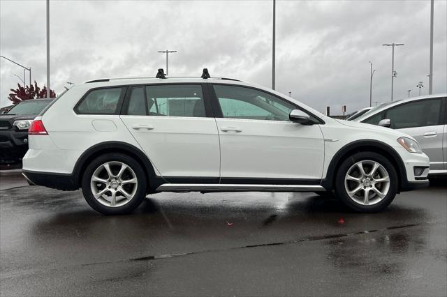 2017 Volkswagen Golf Alltrack TSI SE