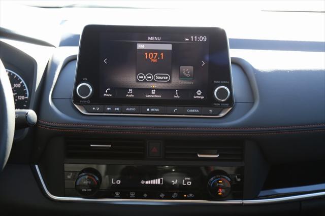 2025 Nissan Rogue Rock Creek