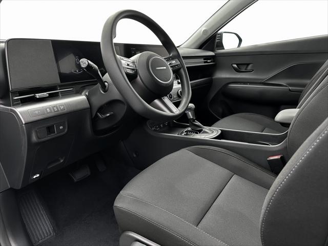 2025 Hyundai Kona SE