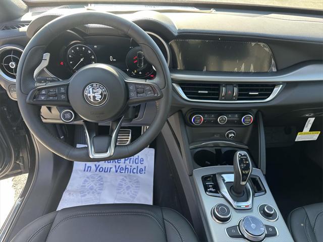 2025 Alfa Romeo Stelvio STELVIO AWD