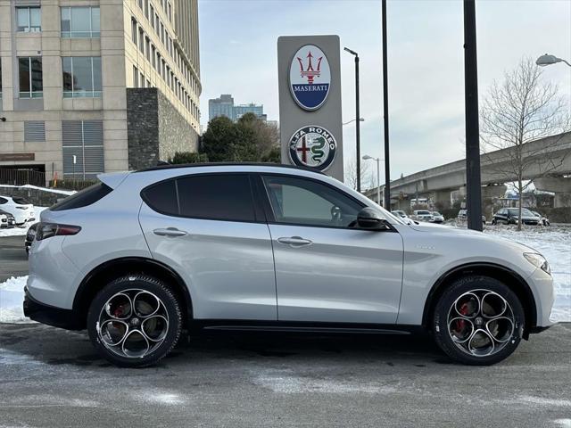 2025 Alfa Romeo Stelvio STELVIO AWD