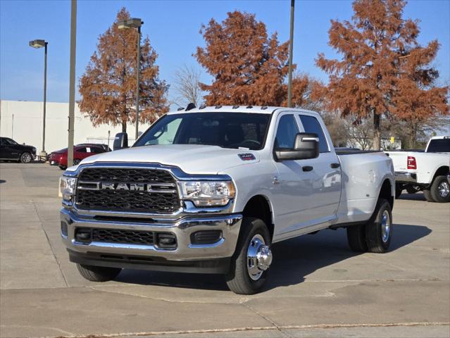 2024 RAM Ram 3500 RAM 3500 TRADESMAN CREW CAB 4X4 8 BOX