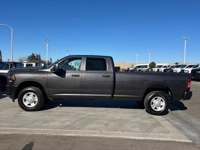 2024 RAM Ram 3500 RAM 3500 TRADESMAN CREW CAB 4X4 8 BOX
