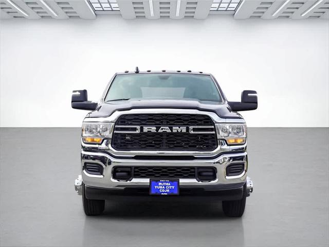 2024 RAM Ram 3500 RAM 3500 TRADESMAN CREW CAB 4X4 8 BOX