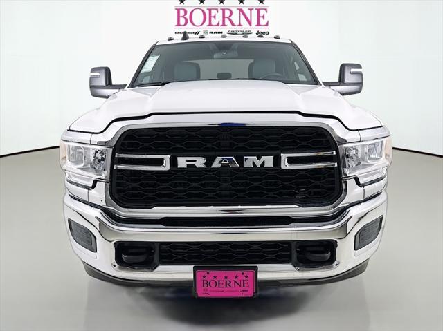 2024 RAM Ram 3500 RAM 3500 TRADESMAN CREW CAB 4X4 8 BOX