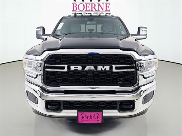 2024 RAM Ram 3500 RAM 3500 TRADESMAN CREW CAB 4X4 8 BOX