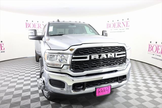 2024 RAM Ram 3500 RAM 3500 TRADESMAN CREW CAB 4X4 8 BOX