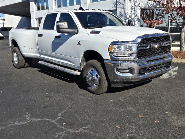 2024 RAM Ram 3500 RAM 3500 TRADESMAN CREW CAB 4X4 8 BOX