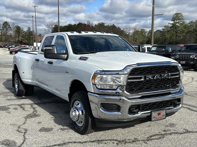 2024 RAM Ram 3500 RAM 3500 TRADESMAN CREW CAB 4X4 8 BOX