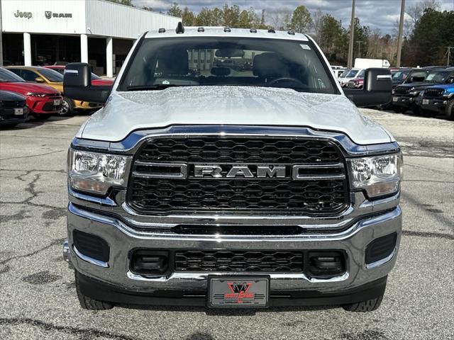 2024 RAM Ram 3500 RAM 3500 TRADESMAN CREW CAB 4X4 8 BOX