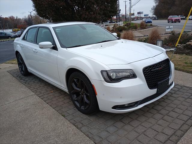 2022 Chrysler 300 S