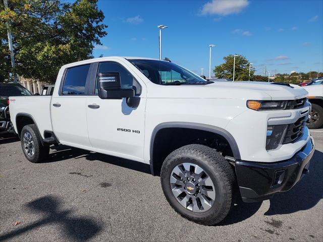 2024 Chevrolet Silverado 2500HD 4WD Crew Cab Standard Bed Custom