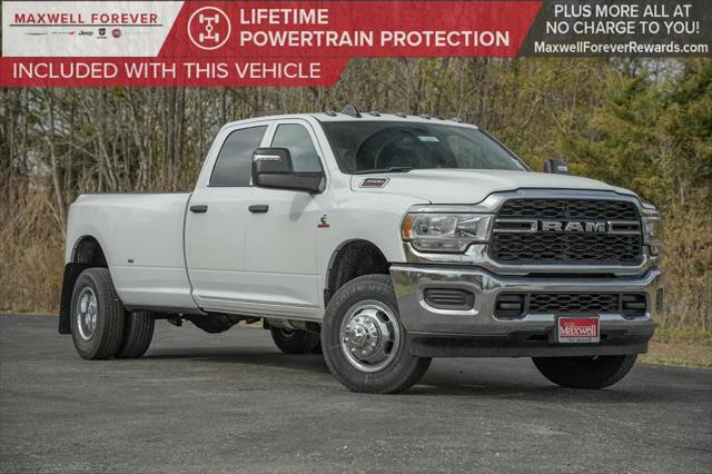 2024 RAM Ram 3500 RAM 3500 TRADESMAN CREW CAB 4X4 8 BOX