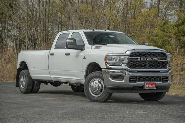 2024 RAM Ram 3500 RAM 3500 TRADESMAN CREW CAB 4X4 8 BOX