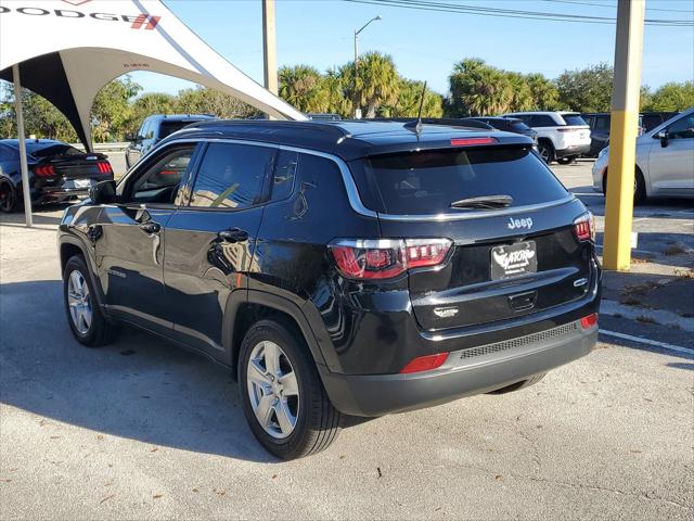 2022 Jeep Compass Latitude FWD